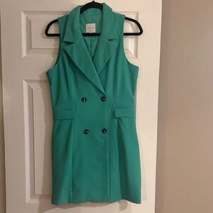 Sleeveless Double-Breasted Green Shift Dress